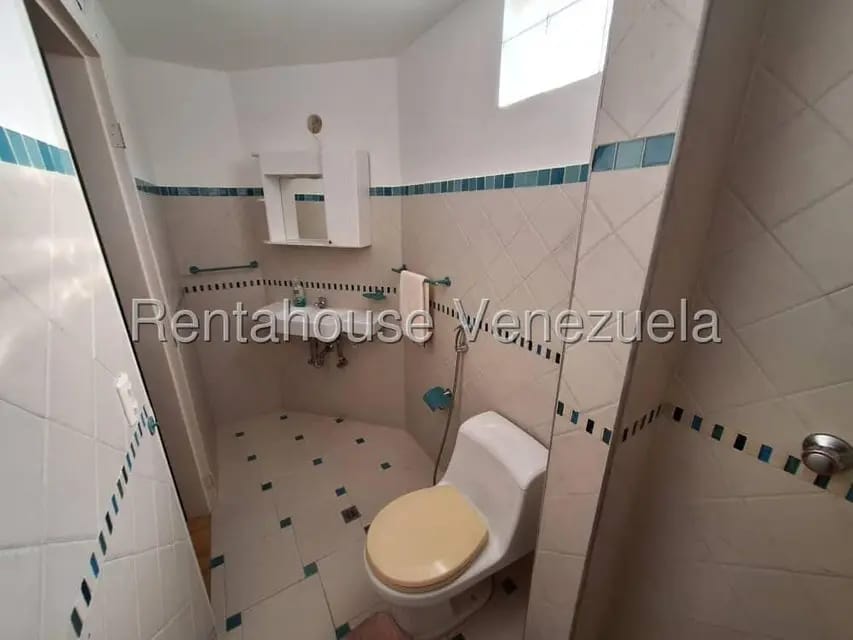 Casa (Multipes Niveles) en Venta en Los Pomelos, Distrito Metropolitano - 28