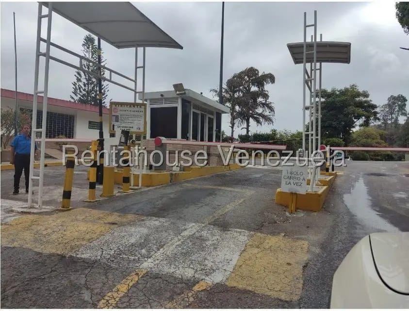 Casa (Multipes Niveles) en Venta en Los Pomelos, Distrito Metropolitano - 34