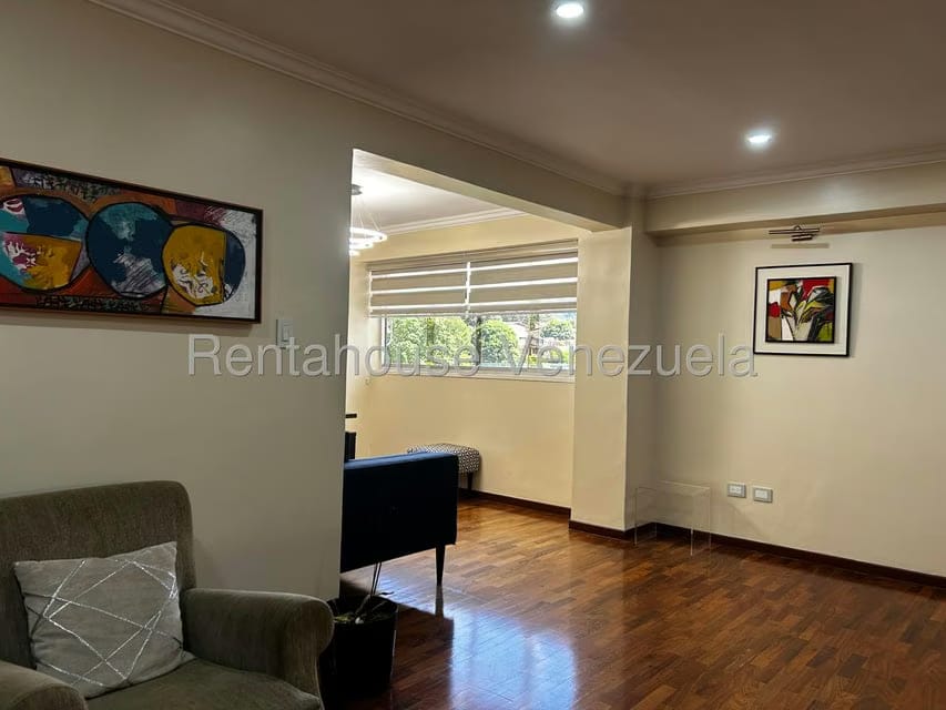 Apartamento (1 Nivel) en Alquiler en Santa Fe Norte, Distrito Metropolitano - 2