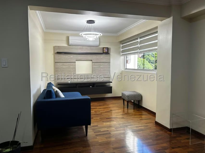 Apartamento (1 Nivel) en Alquiler en Santa Fe Norte, Distrito Metropolitano - 4
