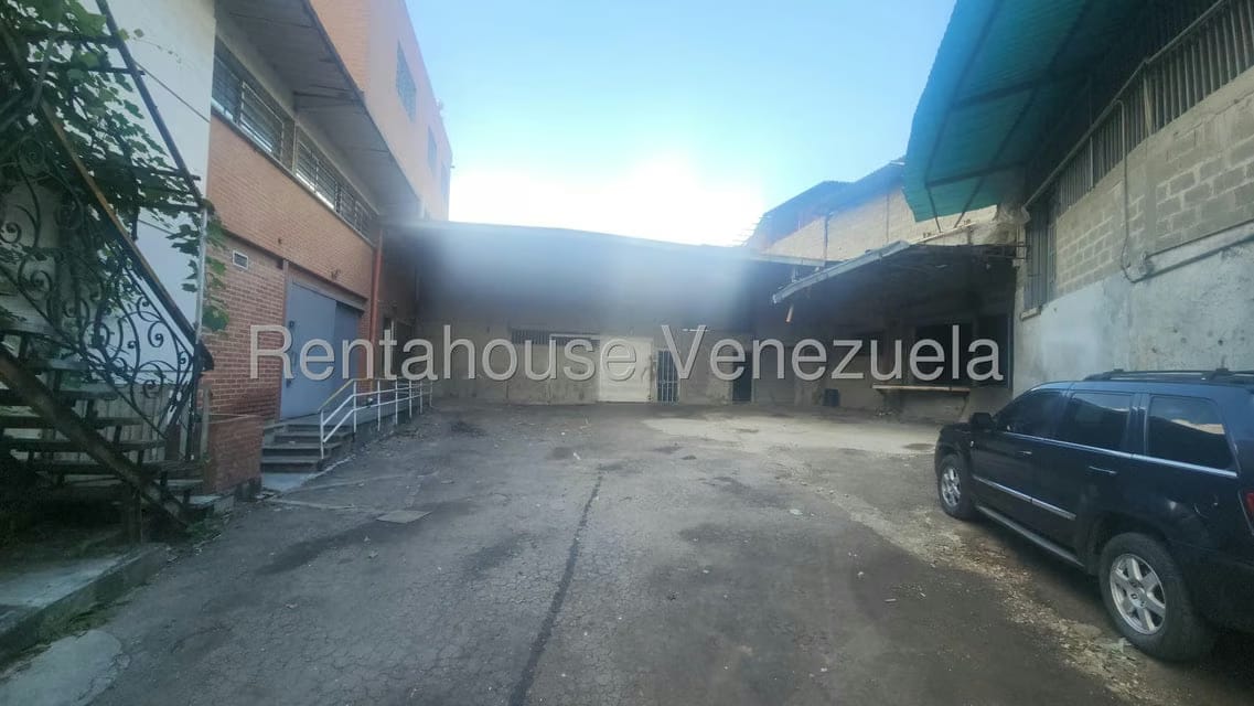 Comercial (Galpon - Deposito) en Alquiler en La Trinidad, Distrito Metropolitano - 14