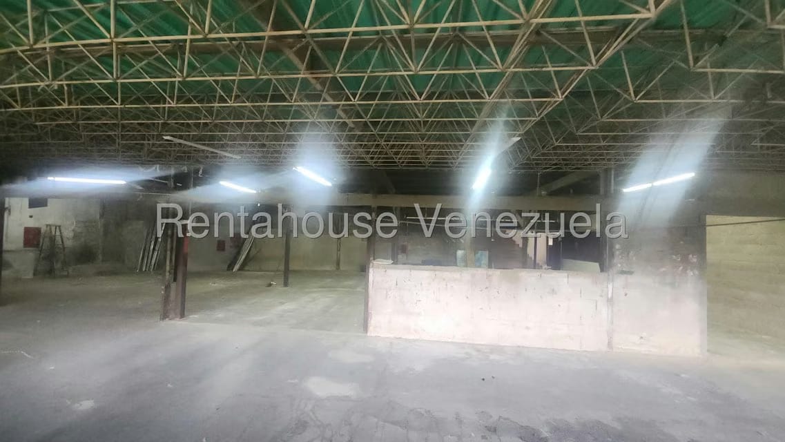 Comercial (Galpon - Deposito) en Alquiler en La Trinidad, Distrito Metropolitano - 16