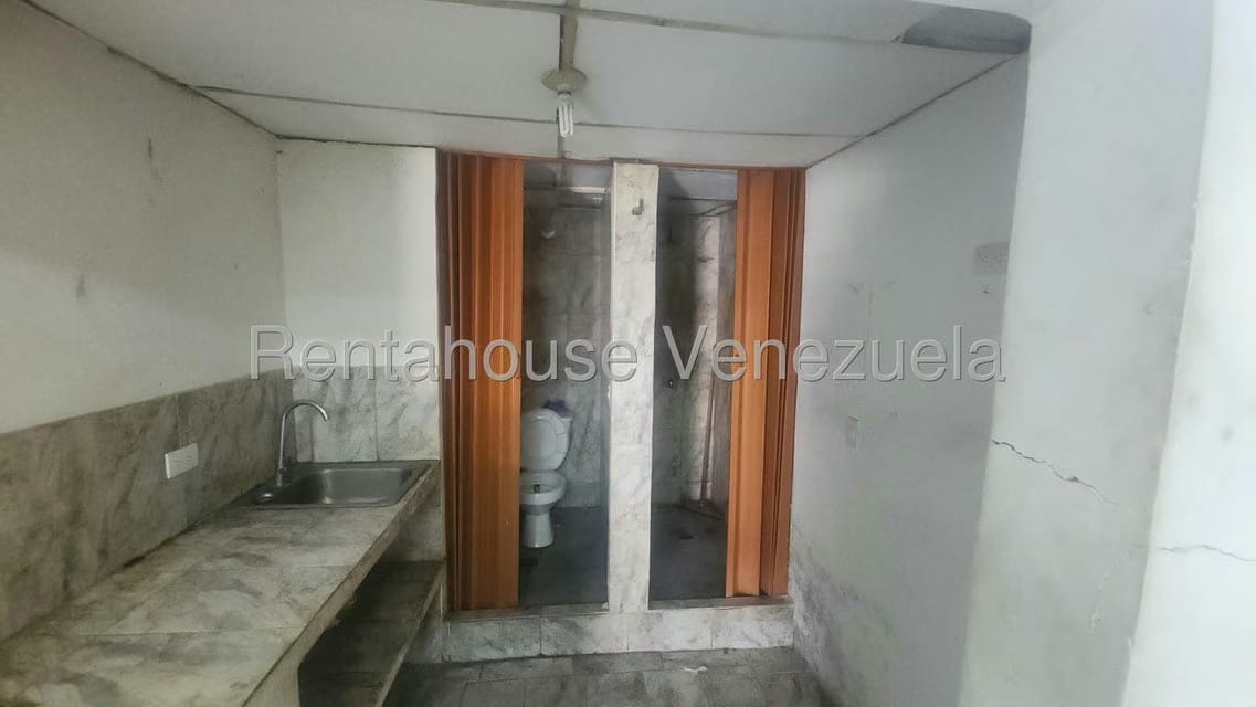 Comercial (Galpon - Deposito) en Alquiler en La Trinidad, Distrito Metropolitano - 21