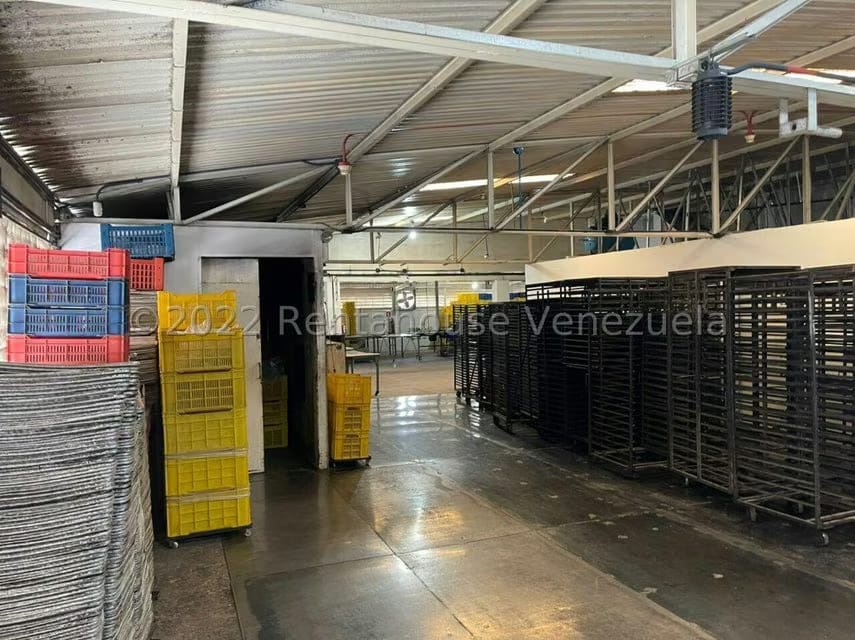 Comercial (Galpon - Deposito) en Alquiler en La Trinidad, Distrito Metropolitano - 9