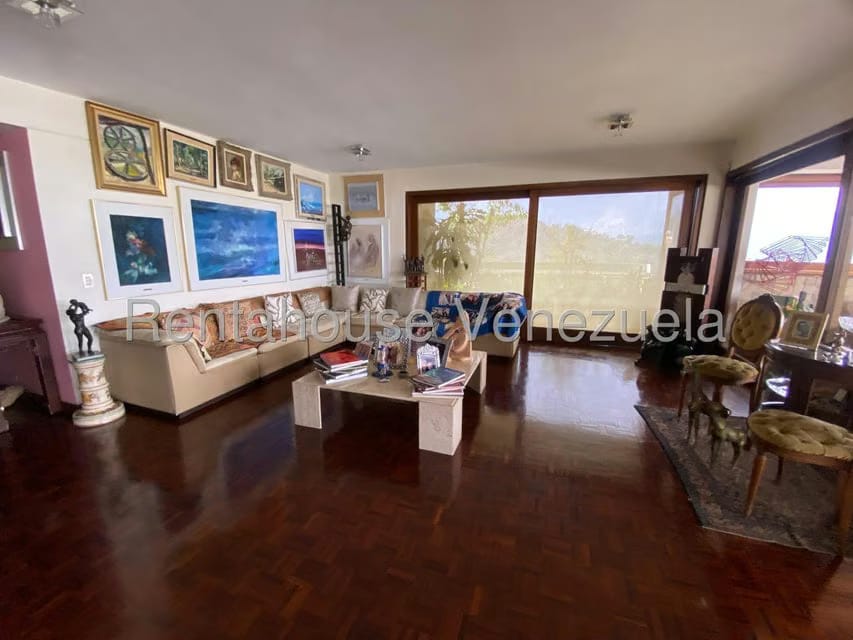 Apartamento (1 Nivel) en Venta en Los Naranjos del Cafetal, Distrito Metropolitano - 4