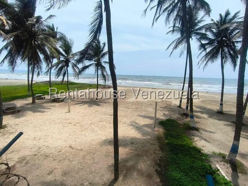 Apartamento (1 Nivel) en Venta en Boca de Aroa, Falcon - 28