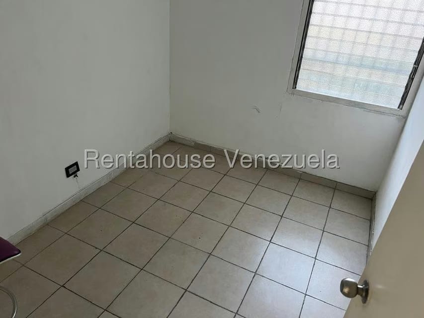 Apartamento (1 Nivel) en Alquiler en Macaracuay, Distrito Metropolitano - 15