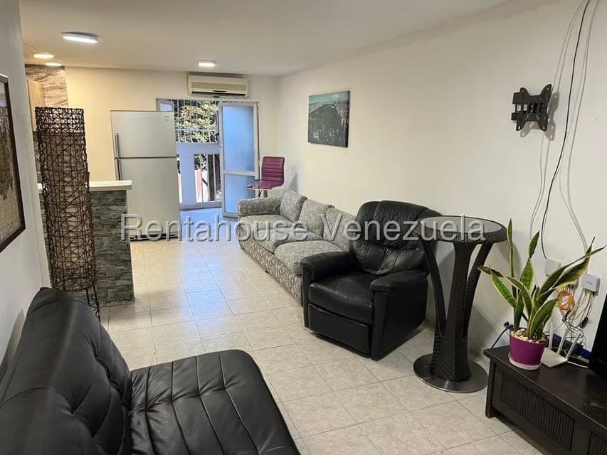Apartamento (1 Nivel) en Alquiler en Macaracuay, Distrito Metropolitano - 5