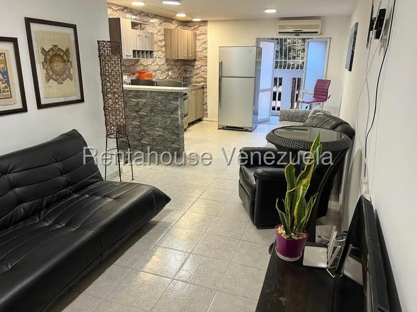 Apartamento (1 Nivel) en Alquiler en Macaracuay, Distrito Metropolitano - 6