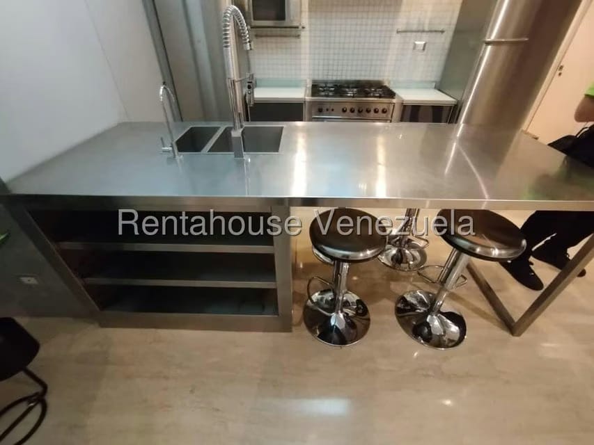 Apartamento (1 Nivel) en Alquiler en Las Mercedes, Distrito Metropolitano - 18