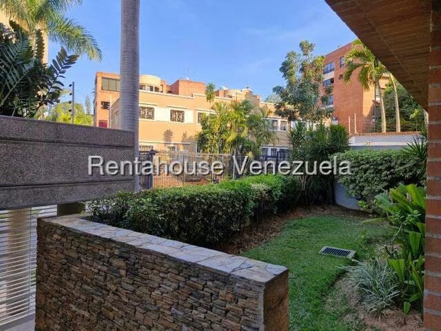 Apartamento (1 Nivel) en Alquiler en Las Mercedes, Distrito Metropolitano - 4