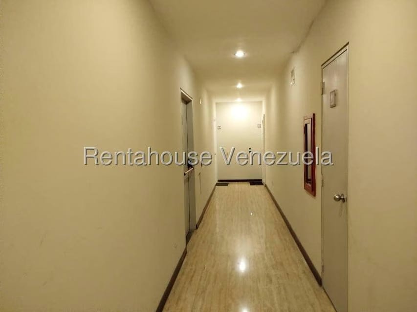 Apartamento (1 Nivel) en Alquiler en Las Mercedes, Distrito Metropolitano - 9