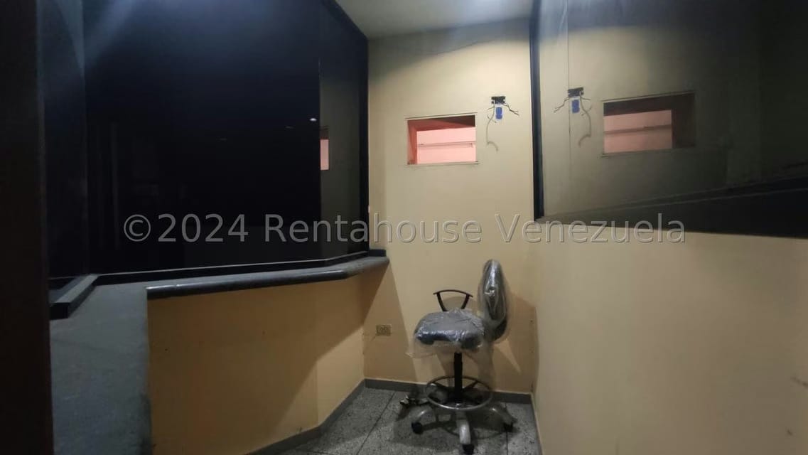 Comercial (Edificio) en Venta en Centro, Lara - 3