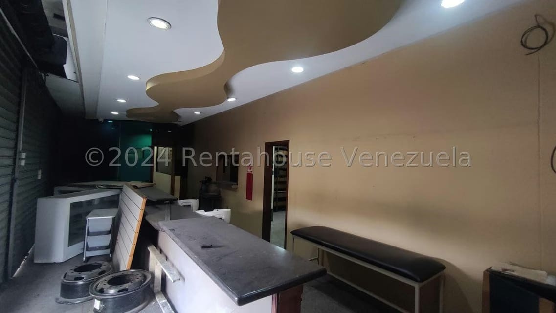 Comercial (Edificio) en Venta en Centro, Lara - 5