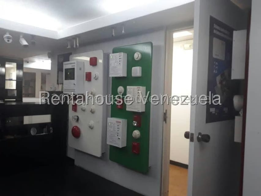 Comercial (Edificio) en Venta en La Urbina, Distrito Metropolitano - 13