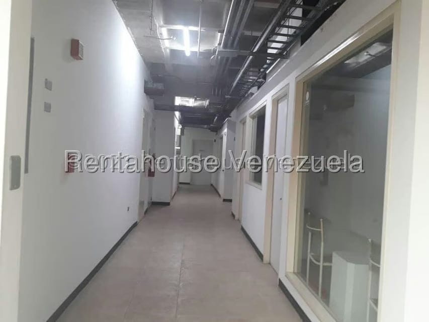 Comercial (Edificio) en Venta en La Urbina, Distrito Metropolitano - 6