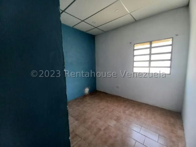 Casa (Duplex) en Venta en El Marques, Miranda - 5