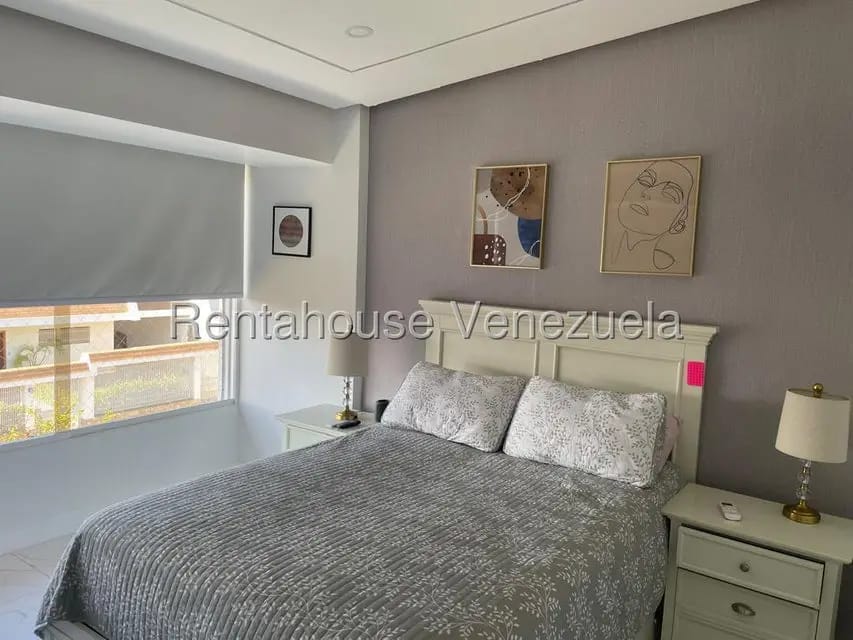 Casa (Multipes Niveles) en Venta en Lomas de Prados del Este, Distrito Metropolitano - 42