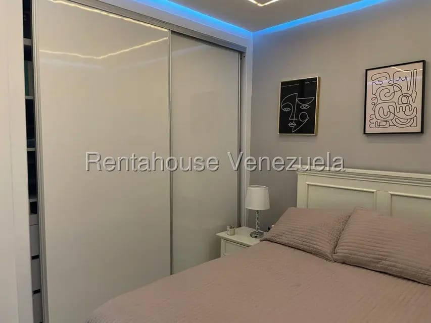 Casa (Multipes Niveles) en Venta en Lomas de Prados del Este, Distrito Metropolitano - 45
