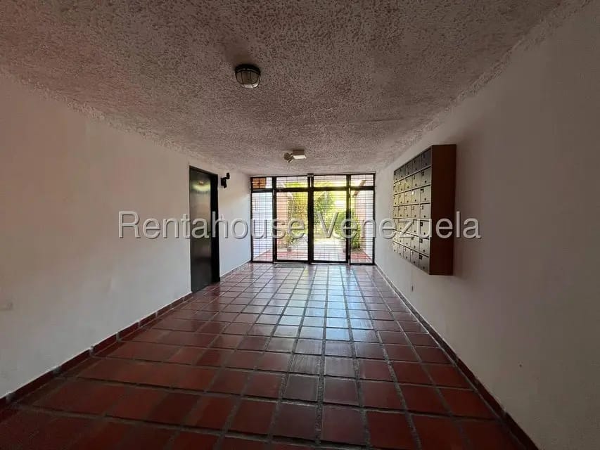 Apartamento (1 Nivel) en Venta en Terrazas de Guaicoco, Distrito Metropolitano - 3