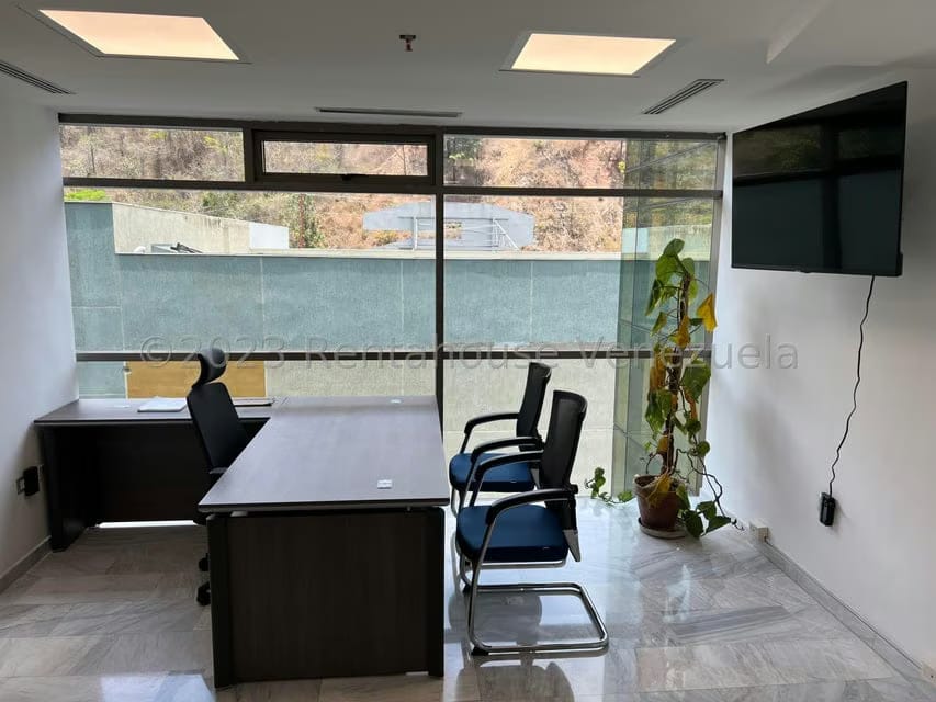 Comercial (Oficina) en Venta en Macaracuay, Distrito Metropolitano - 4