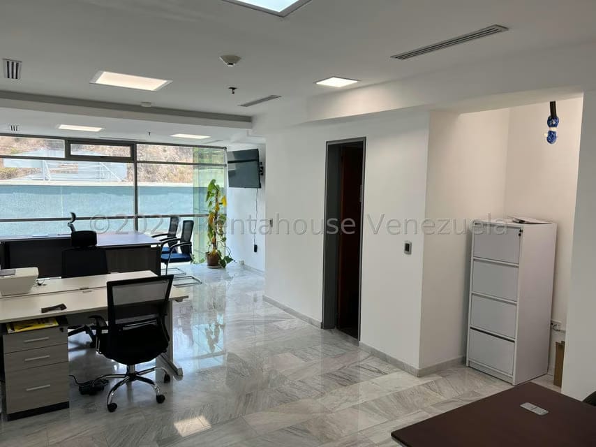 Comercial (Oficina) en Venta en Macaracuay, Distrito Metropolitano - 10