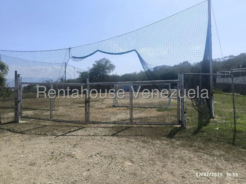 Terreno (Comercial) en Venta en Mara Country, Miranda - 17