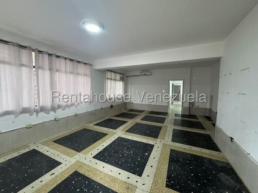 Comercial (Local Comercial) en Alquiler en La California Norte, Distrito Metropolitano - 3