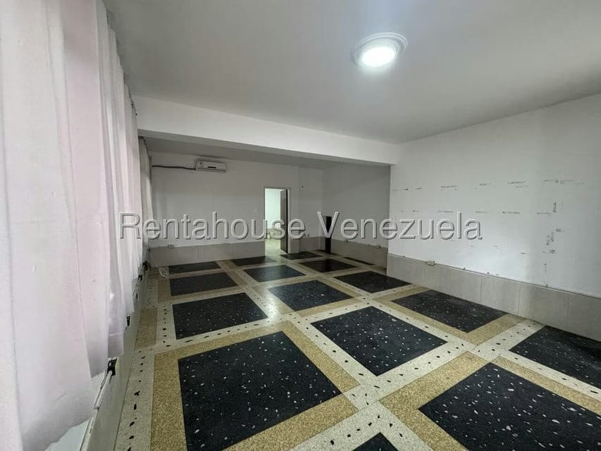 Comercial (Local Comercial) en Alquiler en La California Norte, Distrito Metropolitano - 5