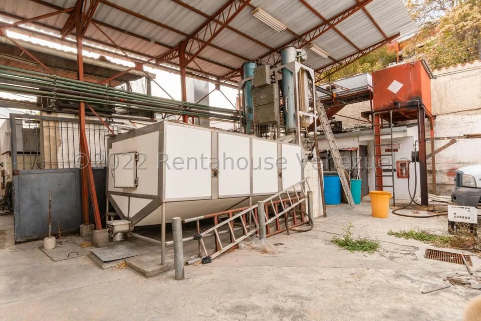 Casa (1 Nivel) en Venta en La Florida, Distrito Metropolitano - 46