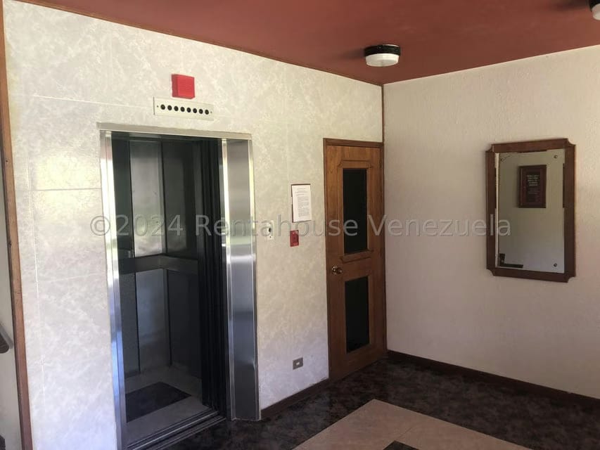 Apartamento (1 Nivel) en Venta en Las Salias, Miranda - 4