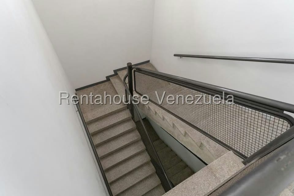 Comercial (Edificio) en Venta en Los Ruices, Distrito Metropolitano - 28