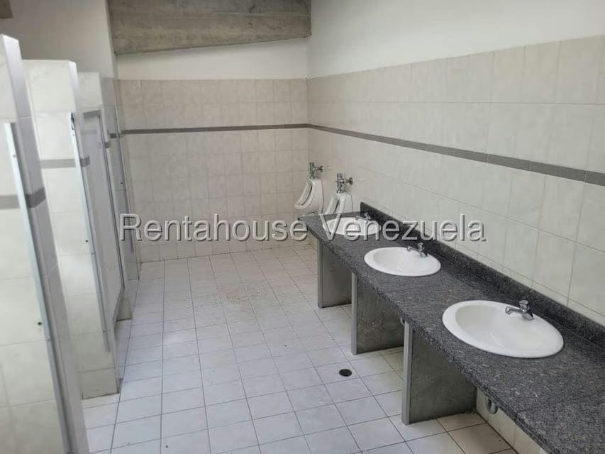 Comercial (Local Comercial) en Venta en Las Minas, Miranda - 17