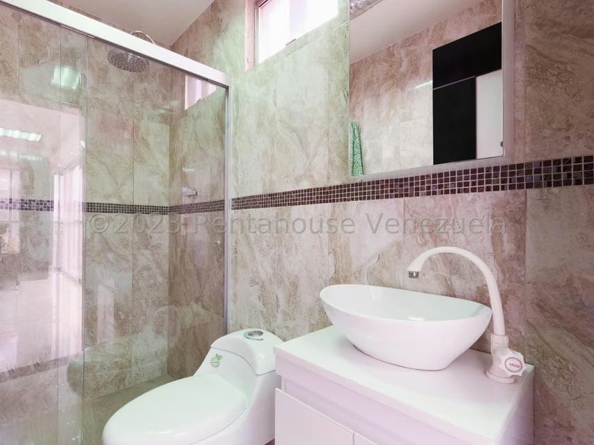 Comercial (Local Comercial) en Alquiler en Centro, Lara - 18