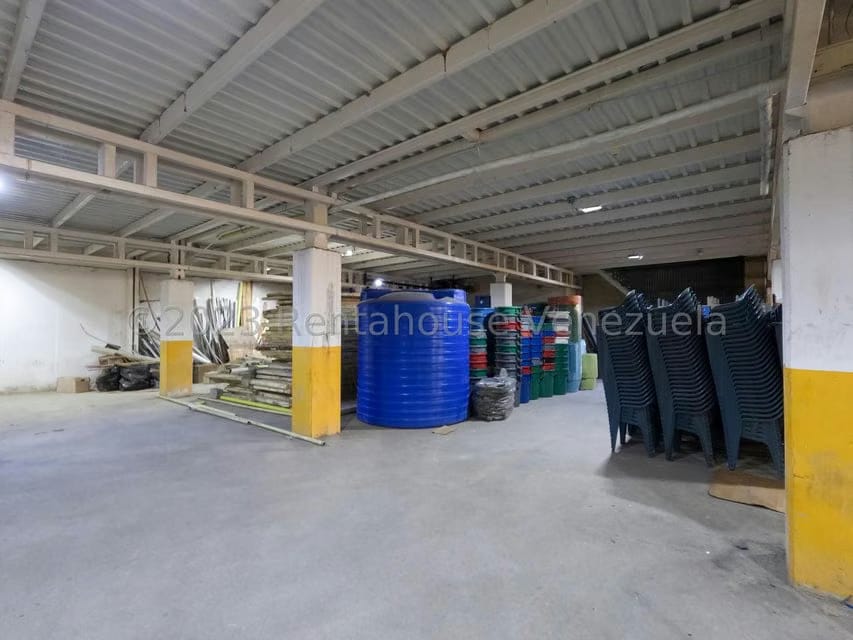Comercial (Local Comercial) en Alquiler en Centro, Lara - 29