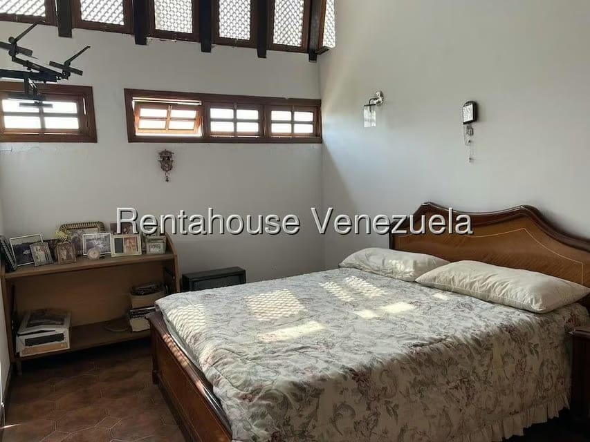 Casa (Duplex) en Venta en Santa Paula, Distrito Metropolitano - 19