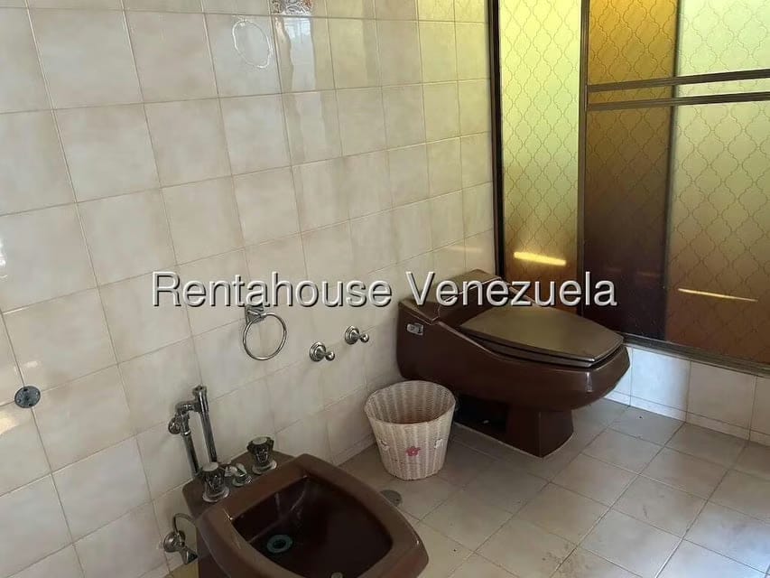 Casa (Duplex) en Venta en Santa Paula, Distrito Metropolitano - 21