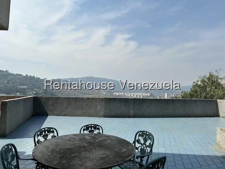 Casa (Duplex) en Venta en Santa Paula, Distrito Metropolitano - 25