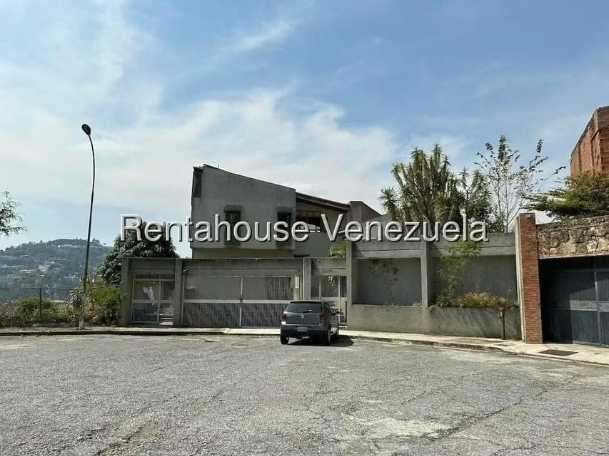 Casa (Duplex) en Venta en Santa Paula, Distrito Metropolitano - 36