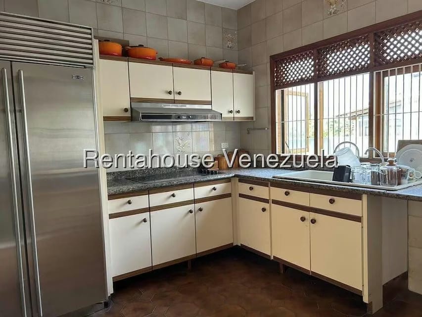 Casa (Duplex) en Venta en Santa Paula, Distrito Metropolitano - 10