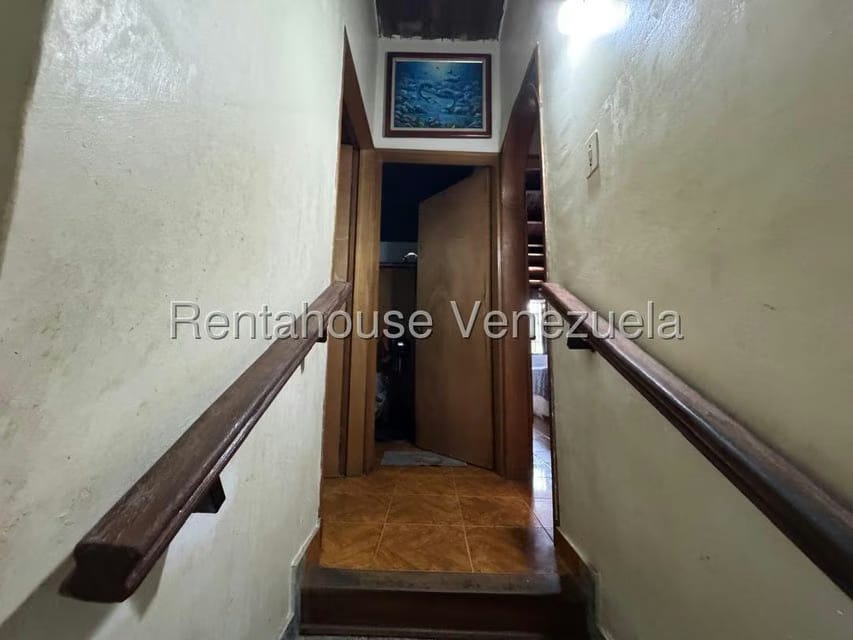 Townhouse (1 Nivel) en Venta en El Castillejo, Miranda - 19