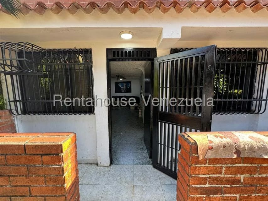 Townhouse (1 Nivel) en Venta en El Castillejo, Miranda - 3