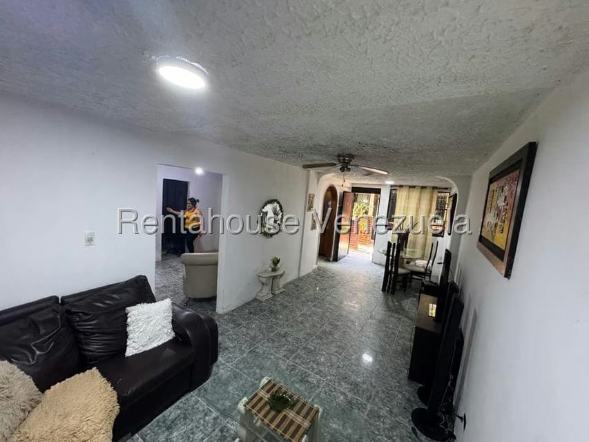 Townhouse (1 Nivel) en Venta en El Castillejo, Miranda - 6