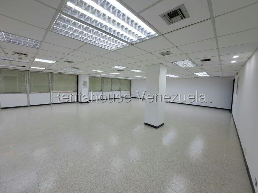Comercial (Oficina) en Alquiler en Los Ruices, Distrito Metropolitano - 13