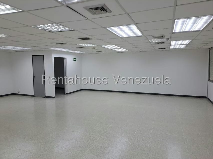 Comercial (Oficina) en Alquiler en Los Ruices, Distrito Metropolitano - 10