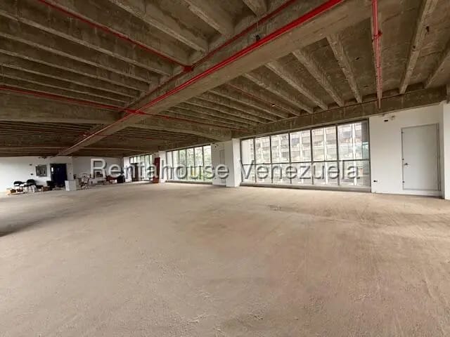 Comercial (Oficina) en Alquiler en Santa Paula, Distrito Metropolitano - 10