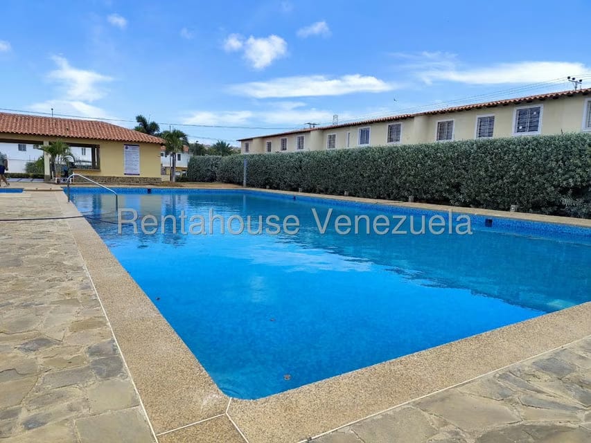 Townhouse (Duplex) en Venta en Maneiro, Nueva Esparta