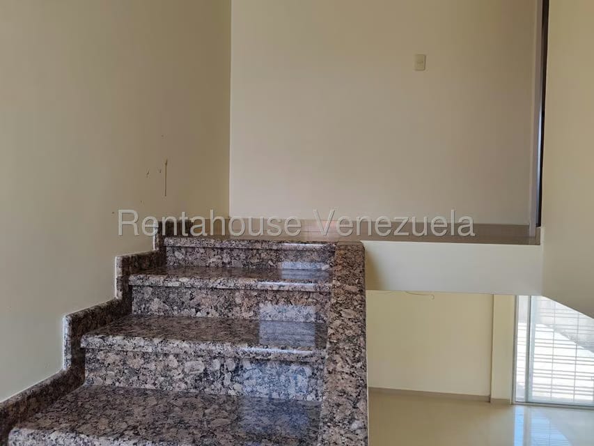 Townhouse (Duplex) en Venta en Maneiro, Nueva Esparta - 14