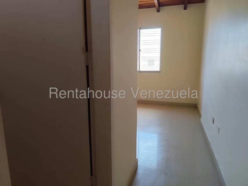 Townhouse (Duplex) en Venta en Maneiro, Nueva Esparta - 16