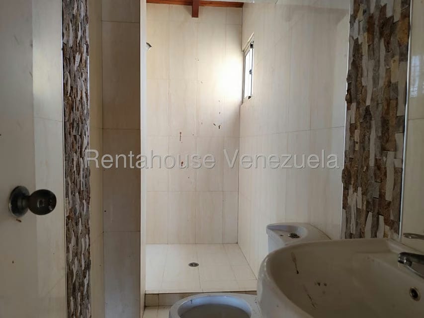 Townhouse (Duplex) en Venta en Maneiro, Nueva Esparta - 20